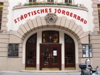 Babyschwimen - Jrgerstrae -  Eingang