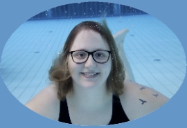 Sandrina beim Babyschwimmen